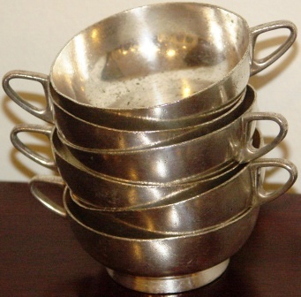 Silver-plated ice cream bowls from the Italian shipping company SICULA OCEANICA