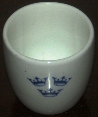 Mid 20th century egg cup from the Swedish American Line (SAL). 