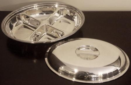 Serving bowl with four compartments and lid from SAL, SWEDISH AMERICAN LINE.