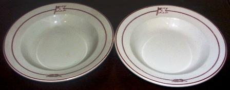 20th century porcelain soup plates from the Swedish shipping company Rederiaktiebolaget SVEA, Stockholm. Made by Gustavsberg, Sweden. 