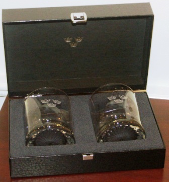 Glasses with the Royal Three Crowns