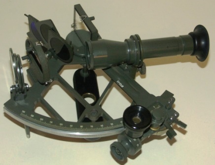 Mid 20th century metal sextant (without box) used by the Navy. No 6549.