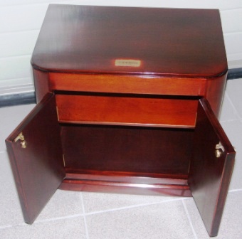 Bedside cabinet in mahogany and brass ifrom the Italian liner M/N Rossini. With shelf and double door. 