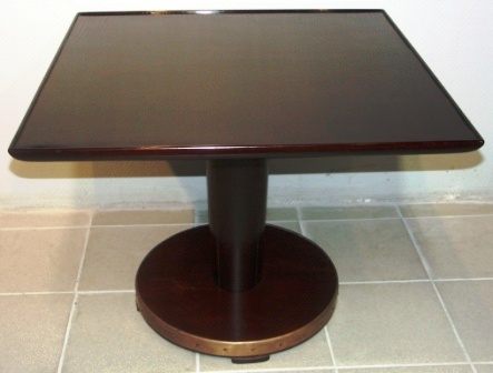 Rectangular coffee table in mahogany from M/S Hohenfels "Hansa" Bremen. Base mantled with brass.