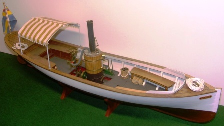 20th century built model depicting the 19th century steamboat "Pilus", flying the Swedish-Norwegian Union Flag