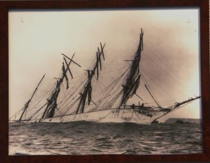 The barque QUEEN MARGARET stranded at Lizard 1913