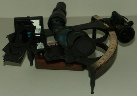 19th century sextant made by D. Shackman & Sons, London & Chesham. Circle frame, brass scale, one telescope and 7 sun-filter.