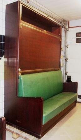Combined sofa and two folding beds, "Pullman", from the Italian liner M/N G. Verdi.